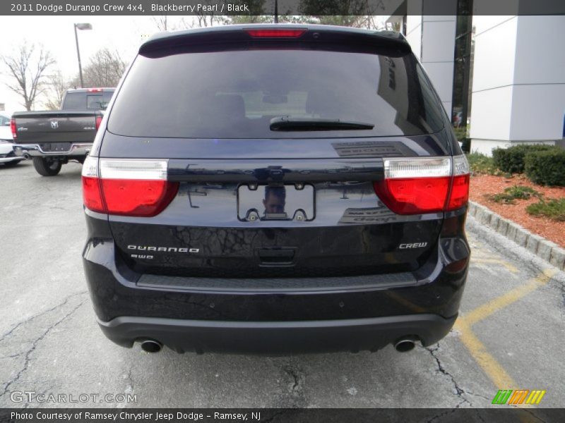 Blackberry Pearl / Black 2011 Dodge Durango Crew 4x4