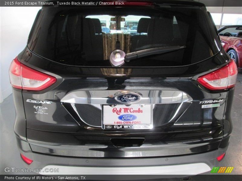 Tuxedo Black Metallic / Charcoal Black 2015 Ford Escape Titanium