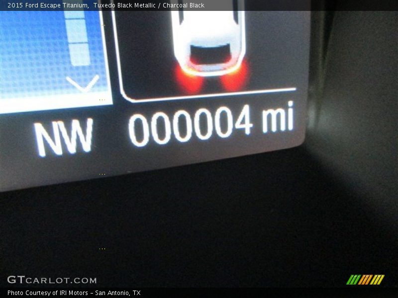 Tuxedo Black Metallic / Charcoal Black 2015 Ford Escape Titanium