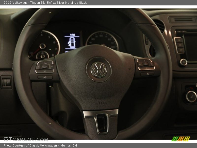 Reflex Silver Metallic / Black 2012 Volkswagen Tiguan SE