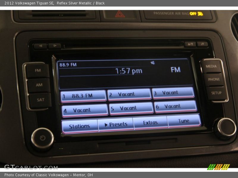 Reflex Silver Metallic / Black 2012 Volkswagen Tiguan SE