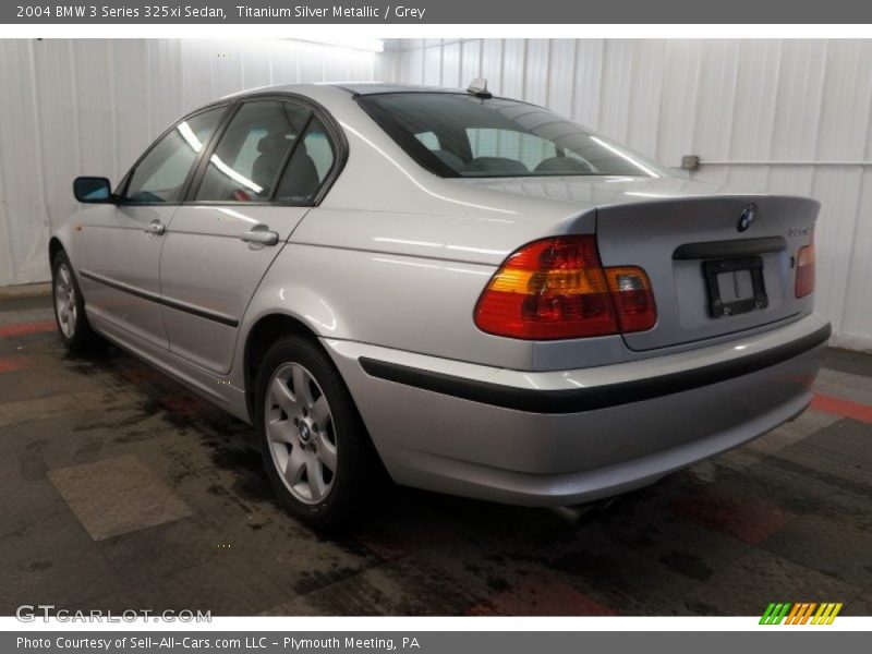 Titanium Silver Metallic / Grey 2004 BMW 3 Series 325xi Sedan