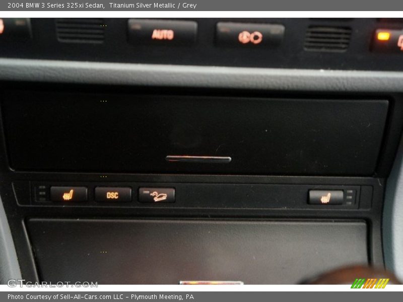 Titanium Silver Metallic / Grey 2004 BMW 3 Series 325xi Sedan