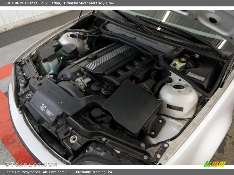 Titanium Silver Metallic / Grey 2004 BMW 3 Series 325xi Sedan