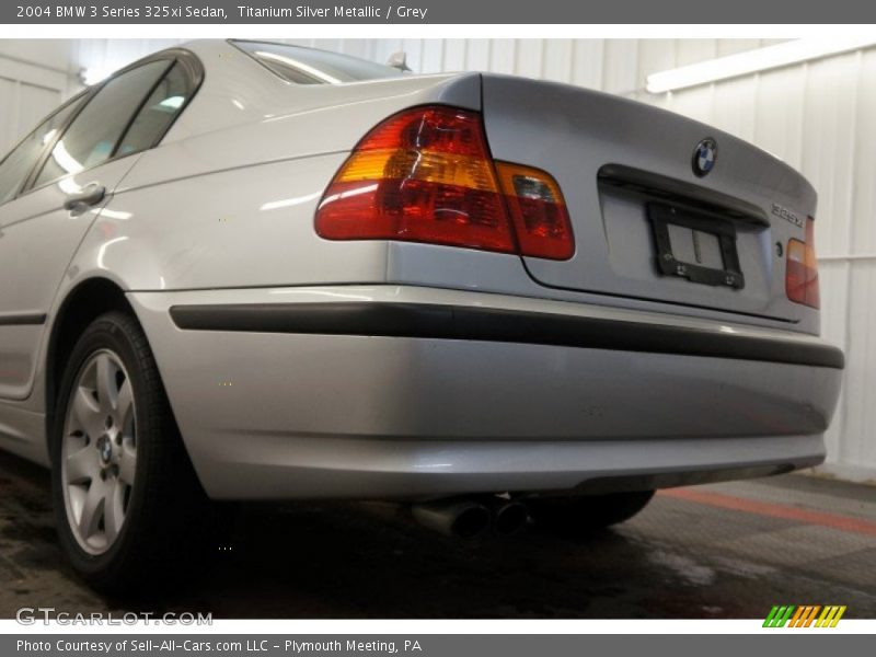 Titanium Silver Metallic / Grey 2004 BMW 3 Series 325xi Sedan