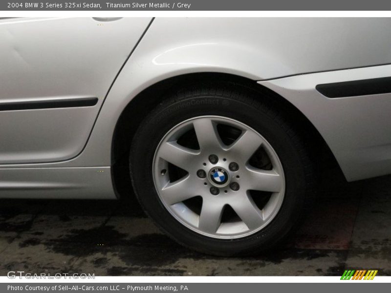 Titanium Silver Metallic / Grey 2004 BMW 3 Series 325xi Sedan