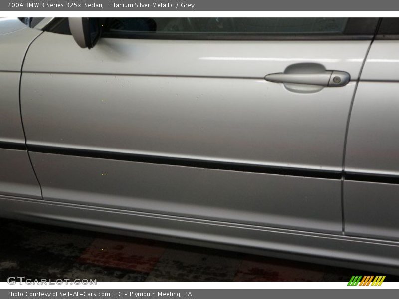 Titanium Silver Metallic / Grey 2004 BMW 3 Series 325xi Sedan