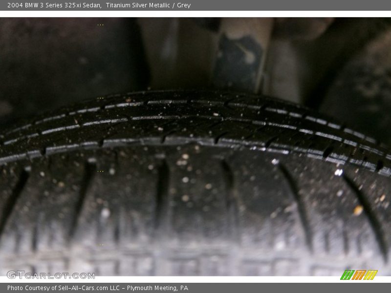 Titanium Silver Metallic / Grey 2004 BMW 3 Series 325xi Sedan