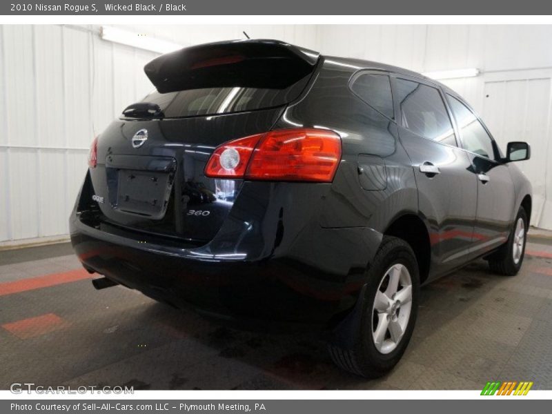 Wicked Black / Black 2010 Nissan Rogue S