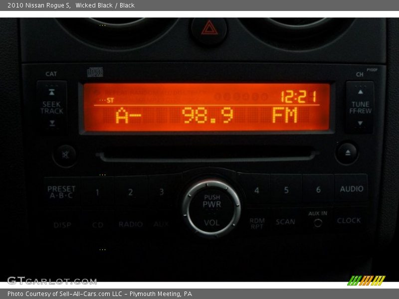 Wicked Black / Black 2010 Nissan Rogue S