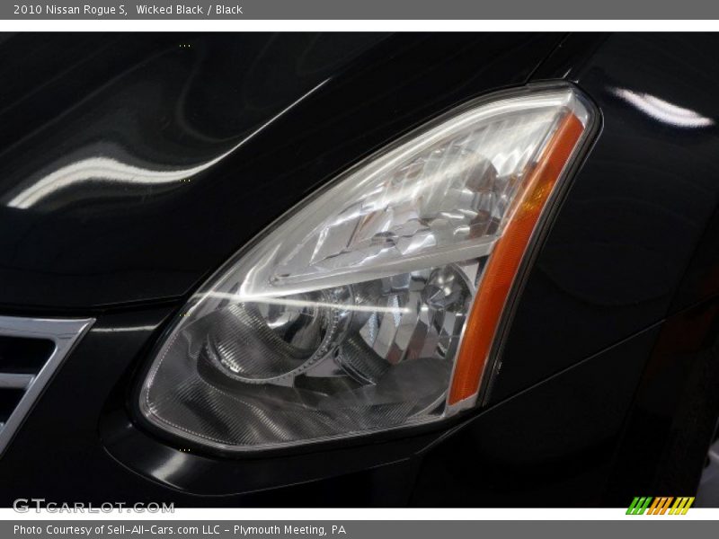 Wicked Black / Black 2010 Nissan Rogue S