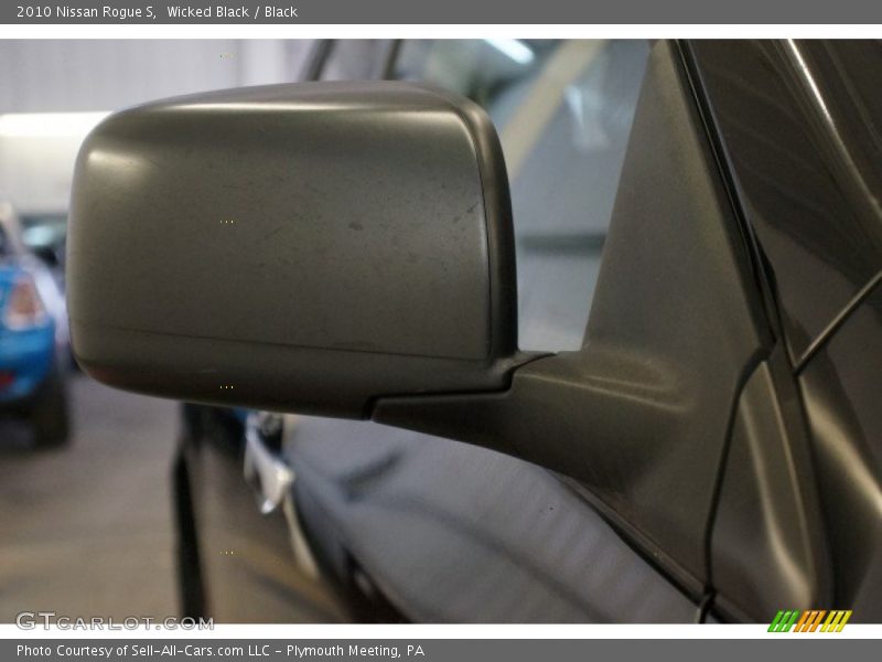 Wicked Black / Black 2010 Nissan Rogue S