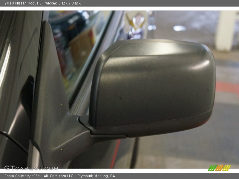 Wicked Black / Black 2010 Nissan Rogue S