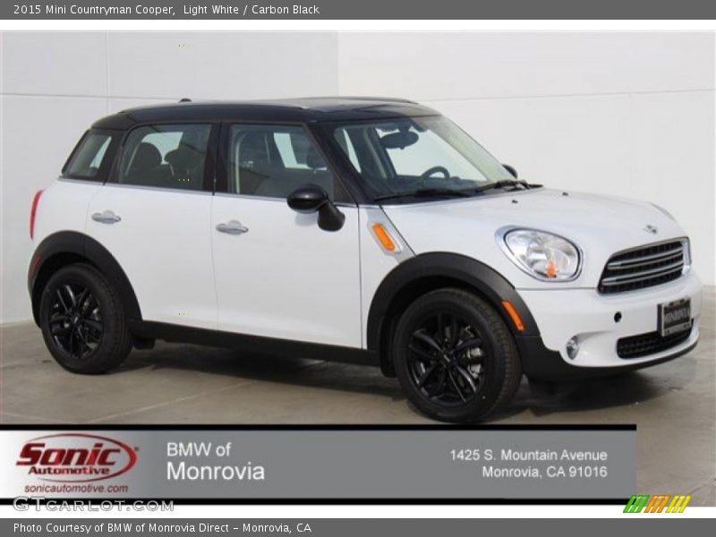 Light White / Carbon Black 2015 Mini Countryman Cooper