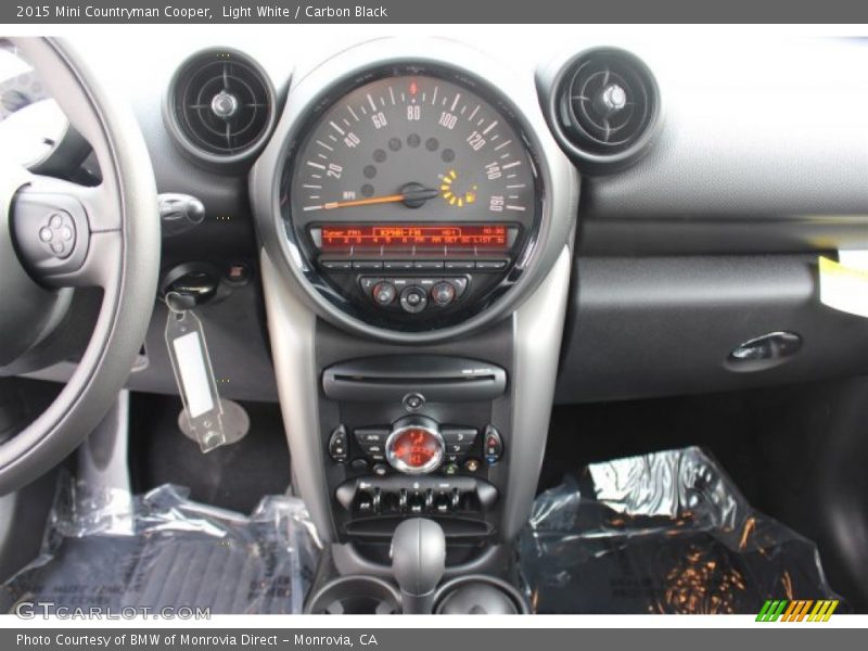 Light White / Carbon Black 2015 Mini Countryman Cooper