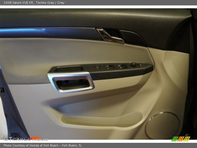 Techno Gray / Gray 2008 Saturn VUE XR
