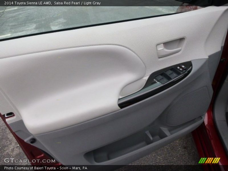 Salsa Red Pearl / Light Gray 2014 Toyota Sienna LE AWD
