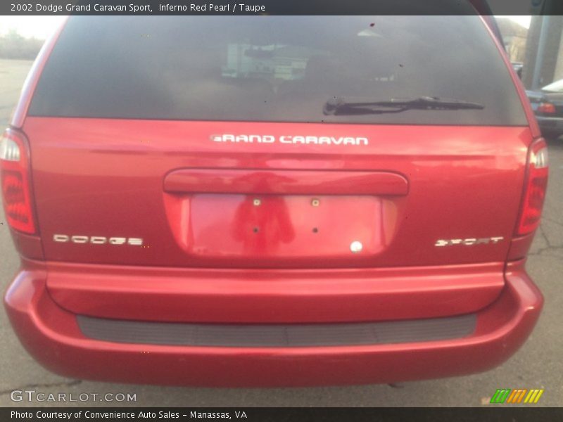 Inferno Red Pearl / Taupe 2002 Dodge Grand Caravan Sport