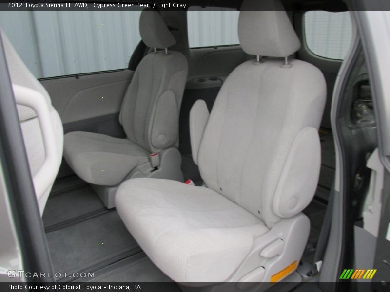 Cypress Green Pearl / Light Gray 2012 Toyota Sienna LE AWD