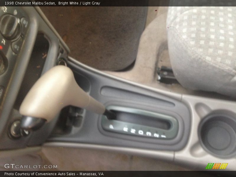 Bright White / Light Gray 1998 Chevrolet Malibu Sedan
