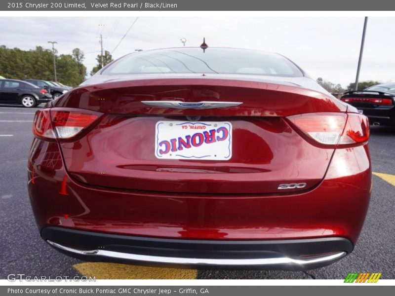 Velvet Red Pearl / Black/Linen 2015 Chrysler 200 Limited