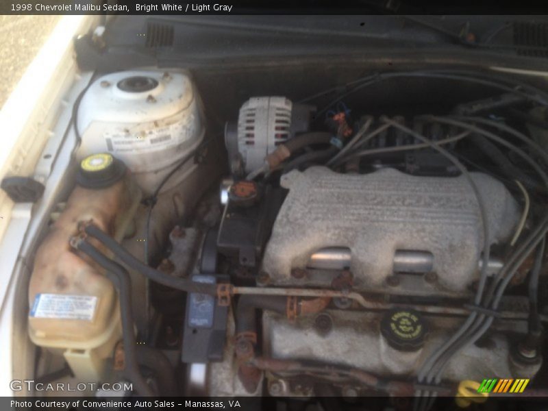 Bright White / Light Gray 1998 Chevrolet Malibu Sedan