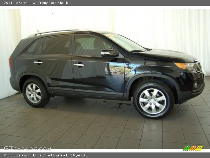 Ebony Black / Black 2011 Kia Sorento LX