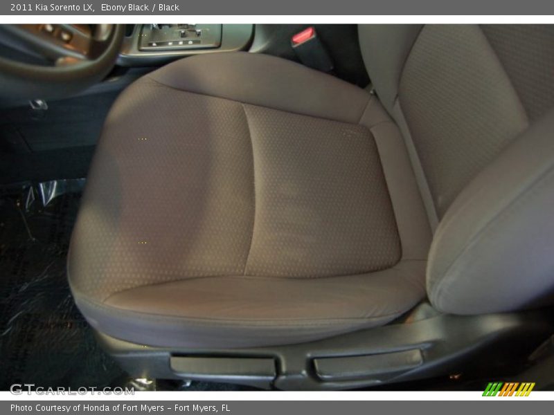 Ebony Black / Black 2011 Kia Sorento LX