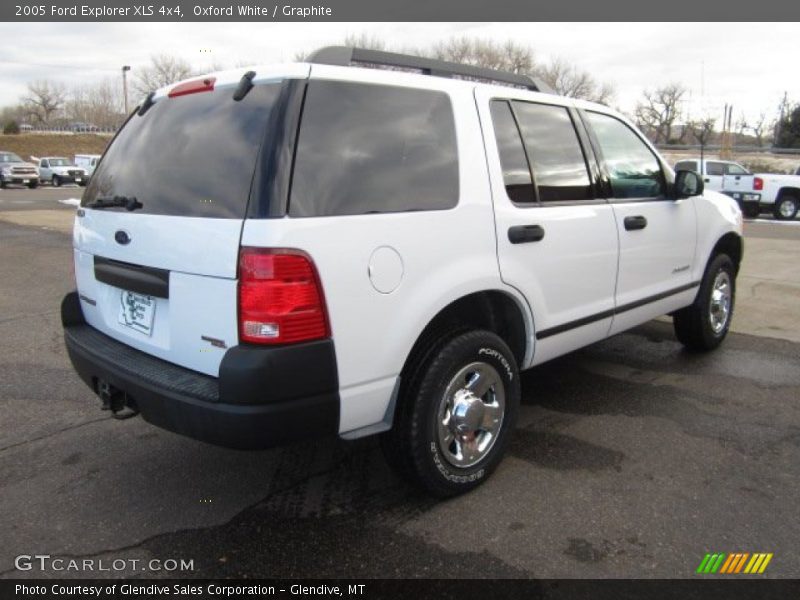 Oxford White / Graphite 2005 Ford Explorer XLS 4x4