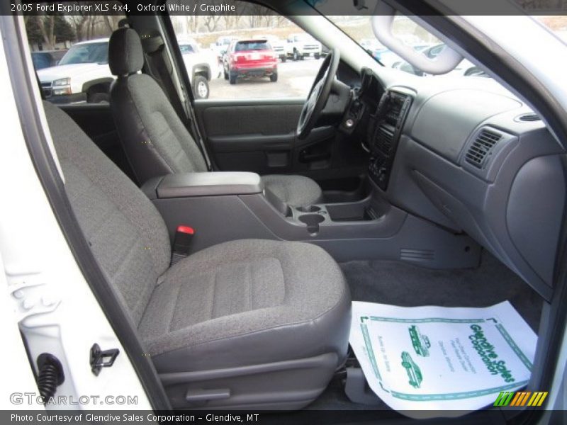 Oxford White / Graphite 2005 Ford Explorer XLS 4x4
