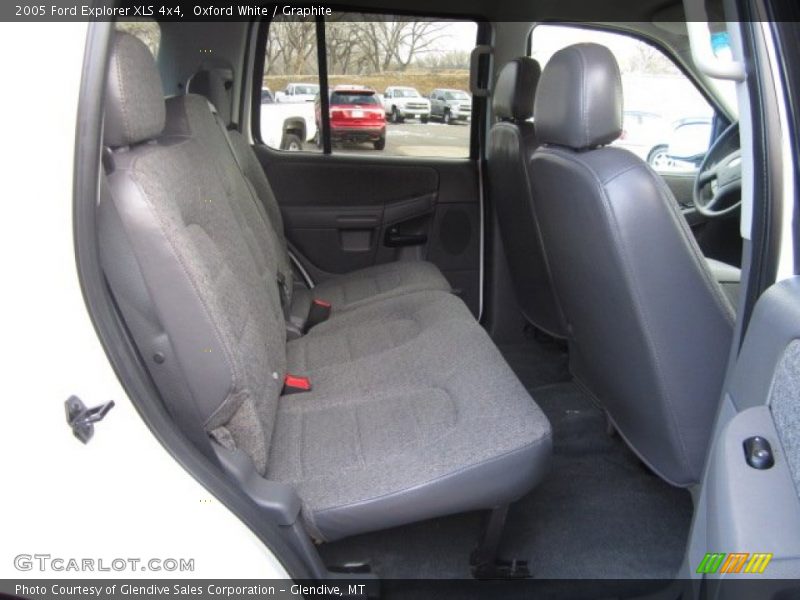Oxford White / Graphite 2005 Ford Explorer XLS 4x4