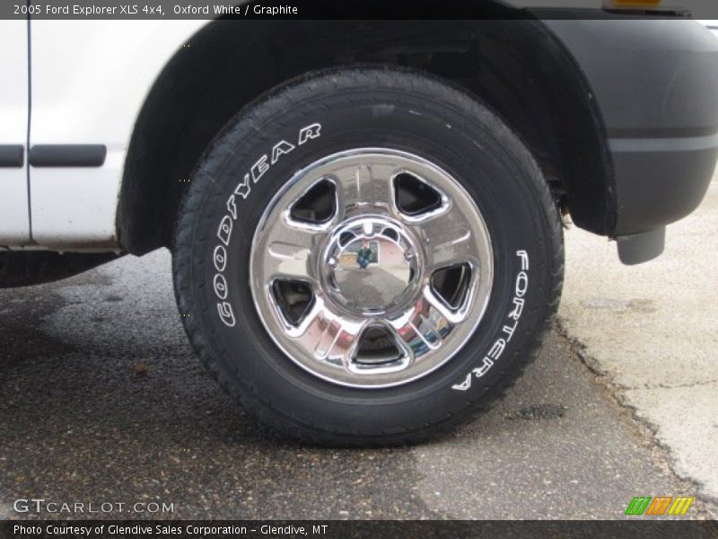 Oxford White / Graphite 2005 Ford Explorer XLS 4x4