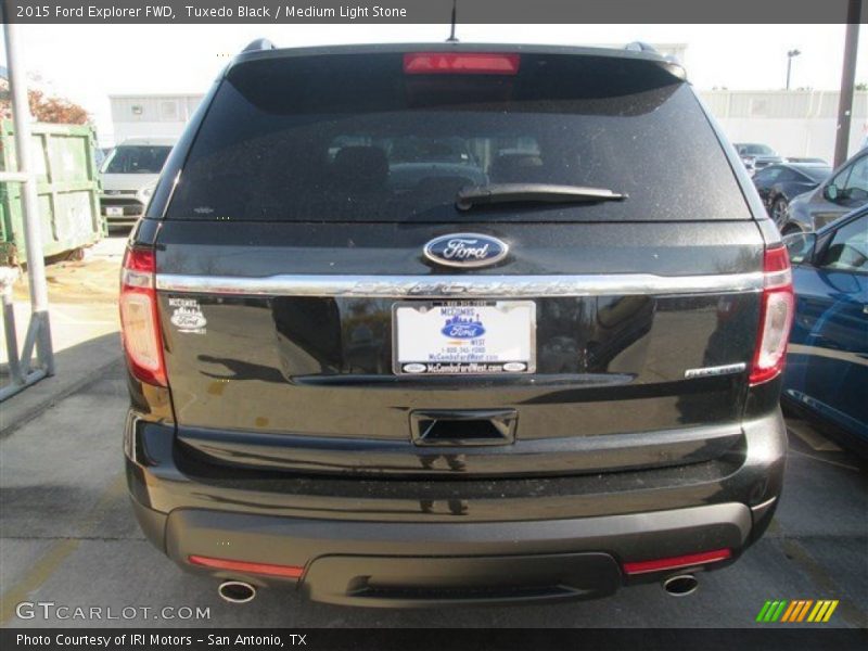 Tuxedo Black / Medium Light Stone 2015 Ford Explorer FWD