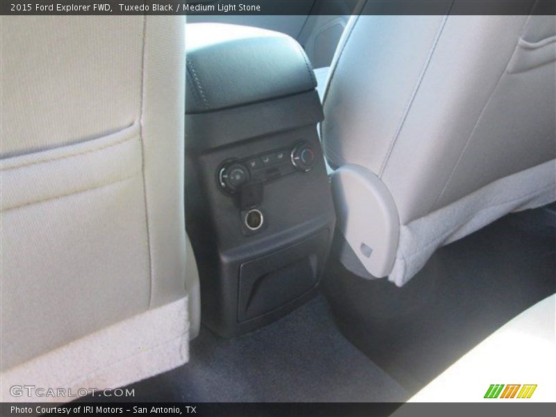 Tuxedo Black / Medium Light Stone 2015 Ford Explorer FWD