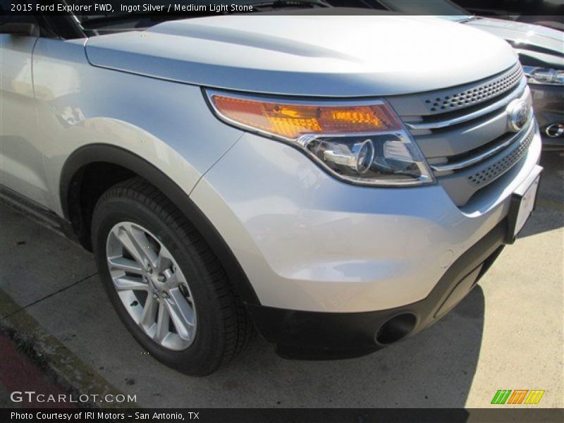 Ingot Silver / Medium Light Stone 2015 Ford Explorer FWD