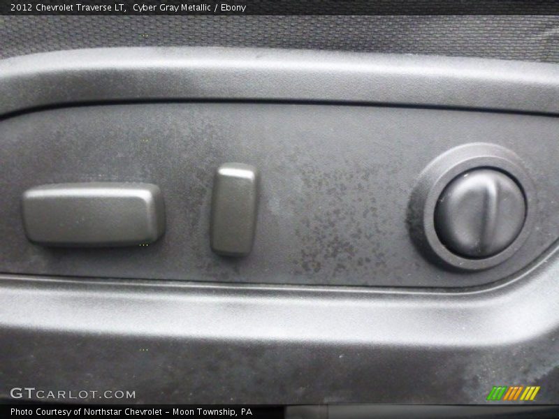 Cyber Gray Metallic / Ebony 2012 Chevrolet Traverse LT