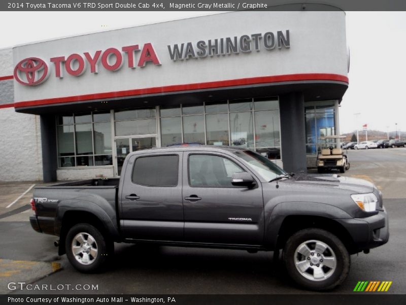 Magnetic Gray Metallic / Graphite 2014 Toyota Tacoma V6 TRD Sport Double Cab 4x4
