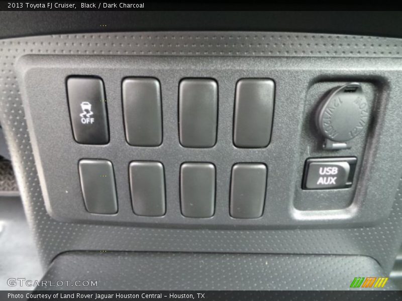 Black / Dark Charcoal 2013 Toyota FJ Cruiser