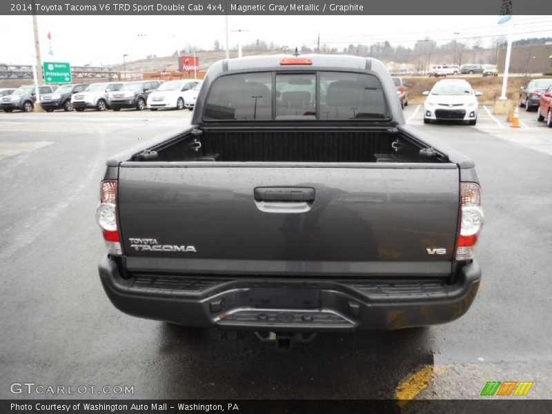 Magnetic Gray Metallic / Graphite 2014 Toyota Tacoma V6 TRD Sport Double Cab 4x4
