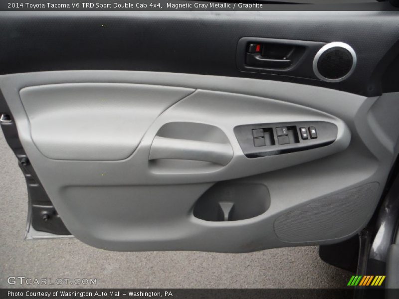 Magnetic Gray Metallic / Graphite 2014 Toyota Tacoma V6 TRD Sport Double Cab 4x4