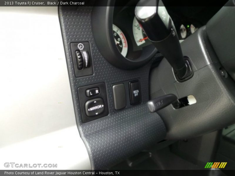 Black / Dark Charcoal 2013 Toyota FJ Cruiser