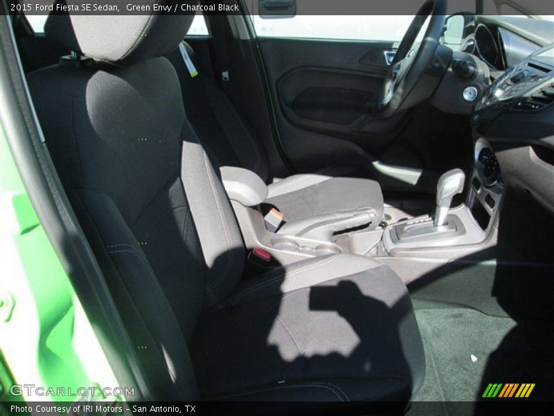 Green Envy / Charcoal Black 2015 Ford Fiesta SE Sedan