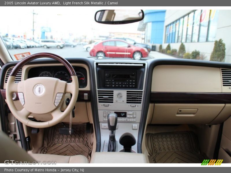 Light French Silk Metallic / Camel 2005 Lincoln Aviator Luxury AWD