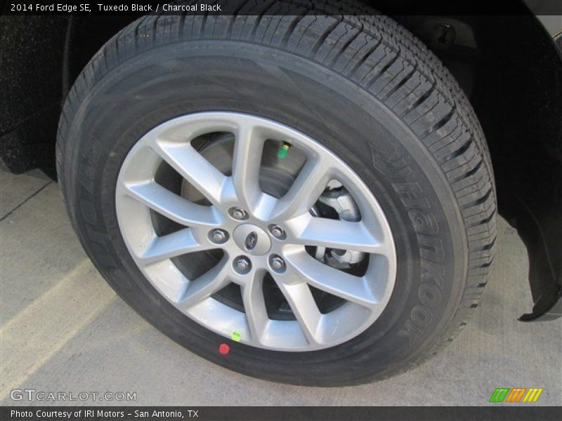 Tuxedo Black / Charcoal Black 2014 Ford Edge SE