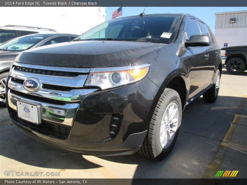 Tuxedo Black / Charcoal Black 2014 Ford Edge SE