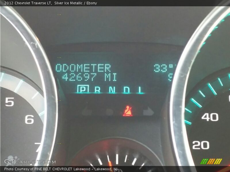 Silver Ice Metallic / Ebony 2012 Chevrolet Traverse LT