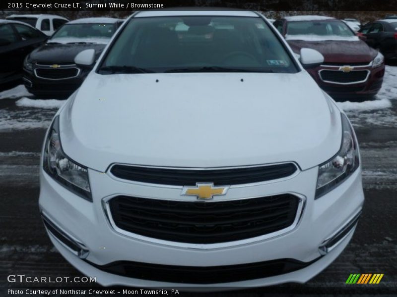 Summit White / Brownstone 2015 Chevrolet Cruze LT