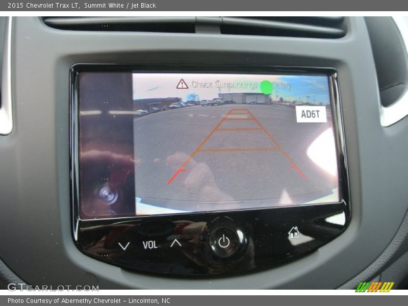 Summit White / Jet Black 2015 Chevrolet Trax LT