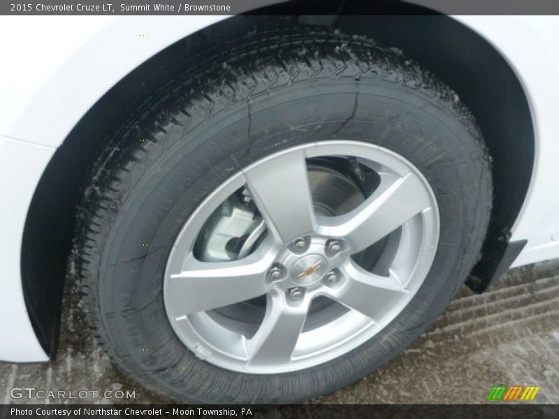 Summit White / Brownstone 2015 Chevrolet Cruze LT