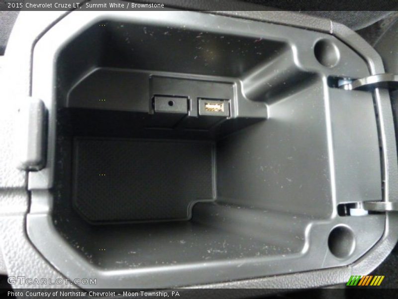 Summit White / Brownstone 2015 Chevrolet Cruze LT